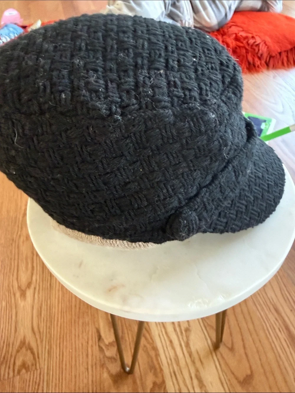 Women Black Textured Knit page boy Cap with vizor wool blend